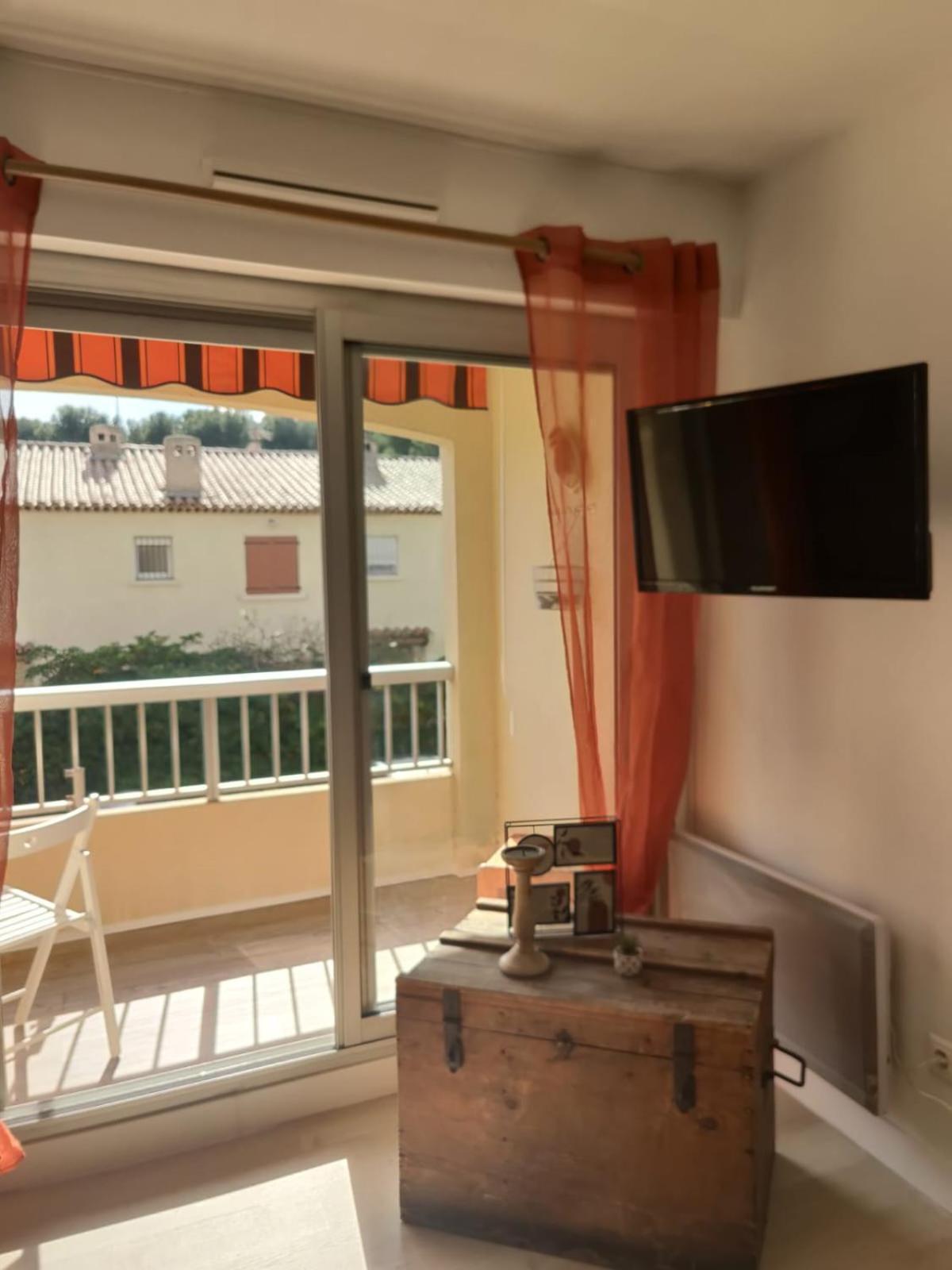 Saint-Mandrier-Sur-Mer Rsd Les Cometes Exterior foto